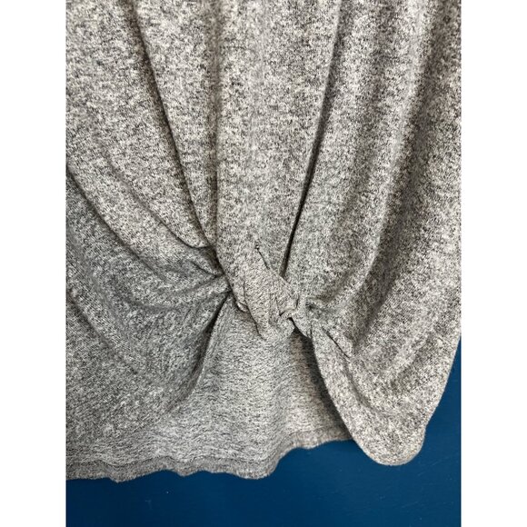 2 Piece Gibson & Bobeau Gray Tops Bundle Size M - Picture 8 of 12